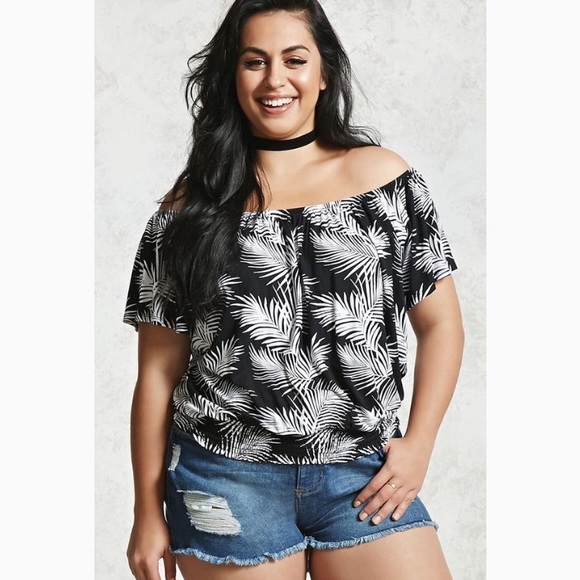 Forever 21 Tops - 🌴Forever 21 plus size palm print top🌴